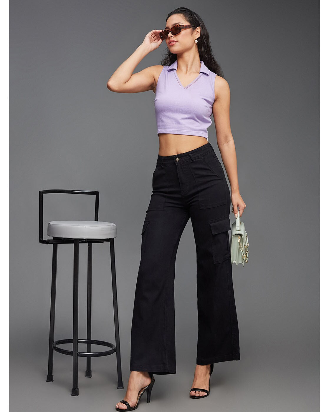 Vegles Women's Black Cargo Straight-Leg Jeans