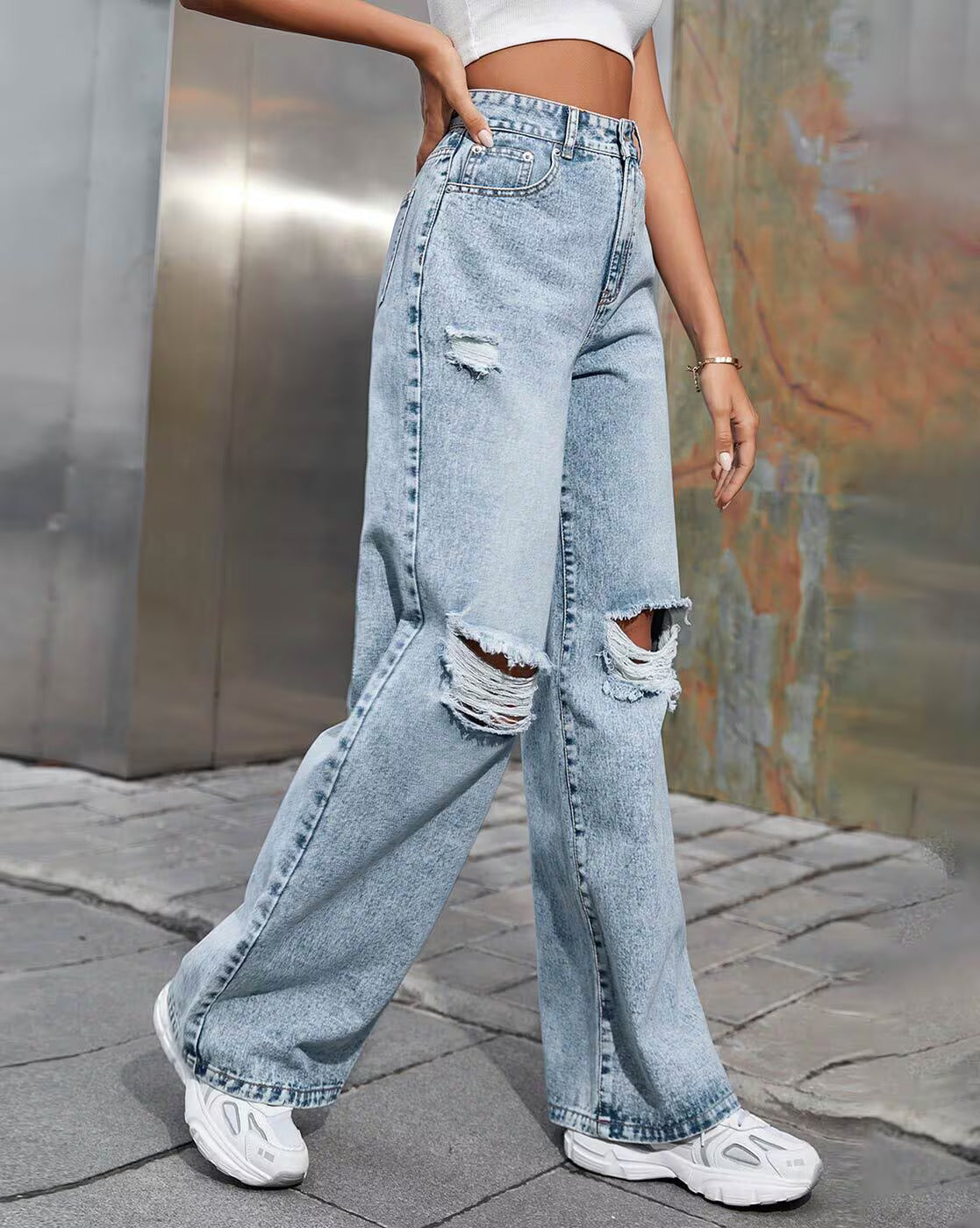 Vegles Women's Light Blue Distressed Wide-Leg Jeans