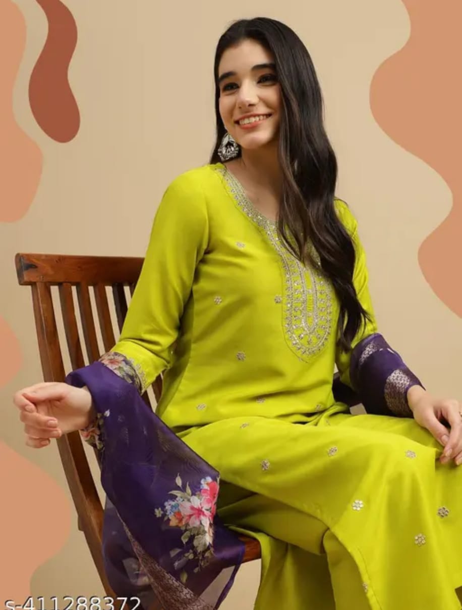 Vegles Embroidered Work Detail Straight Kurti Set