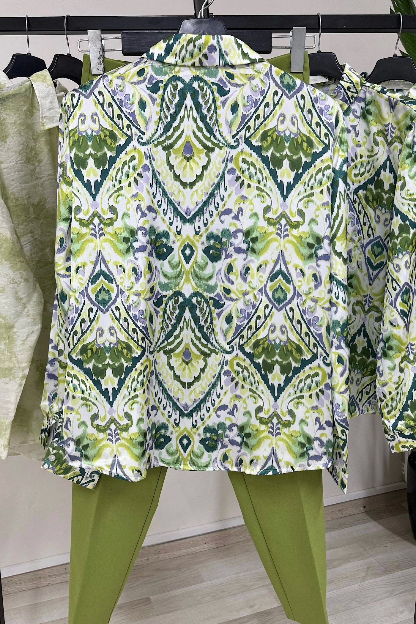 Vegles Green Print Over-Size Shirt