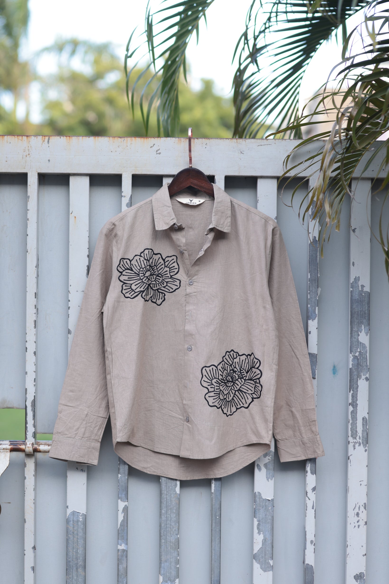 Vegles-Floral Embroidered Cotton Linen Shirt