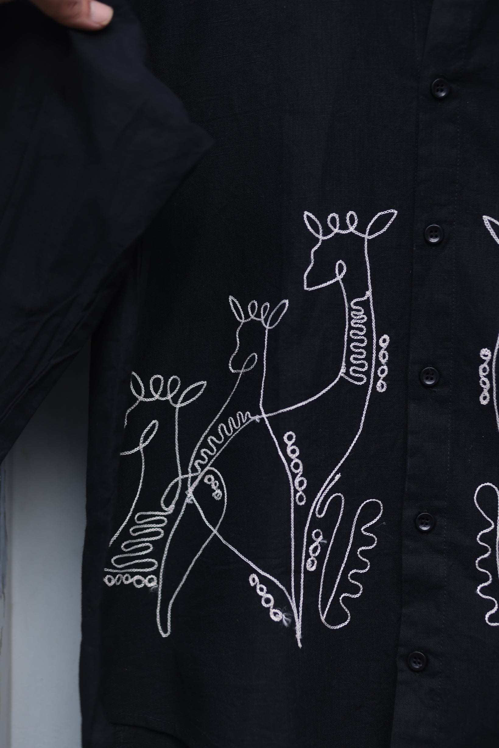 Vegles-Floral Stem Embroidered Cotton Linen Shirt