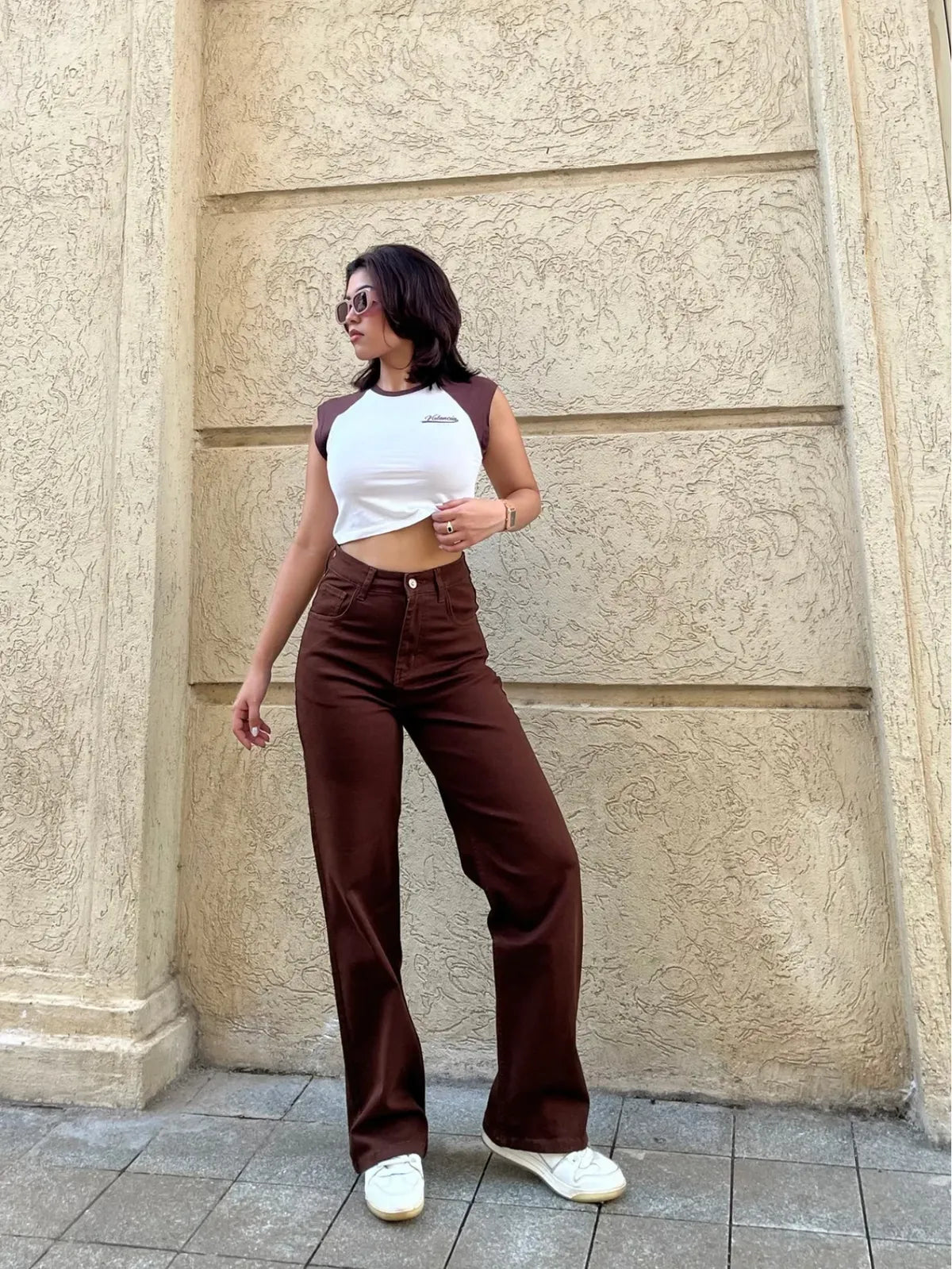 Vegles Dark Coffee Denim Wide Leg Jeans for Women – Relaxed Fit