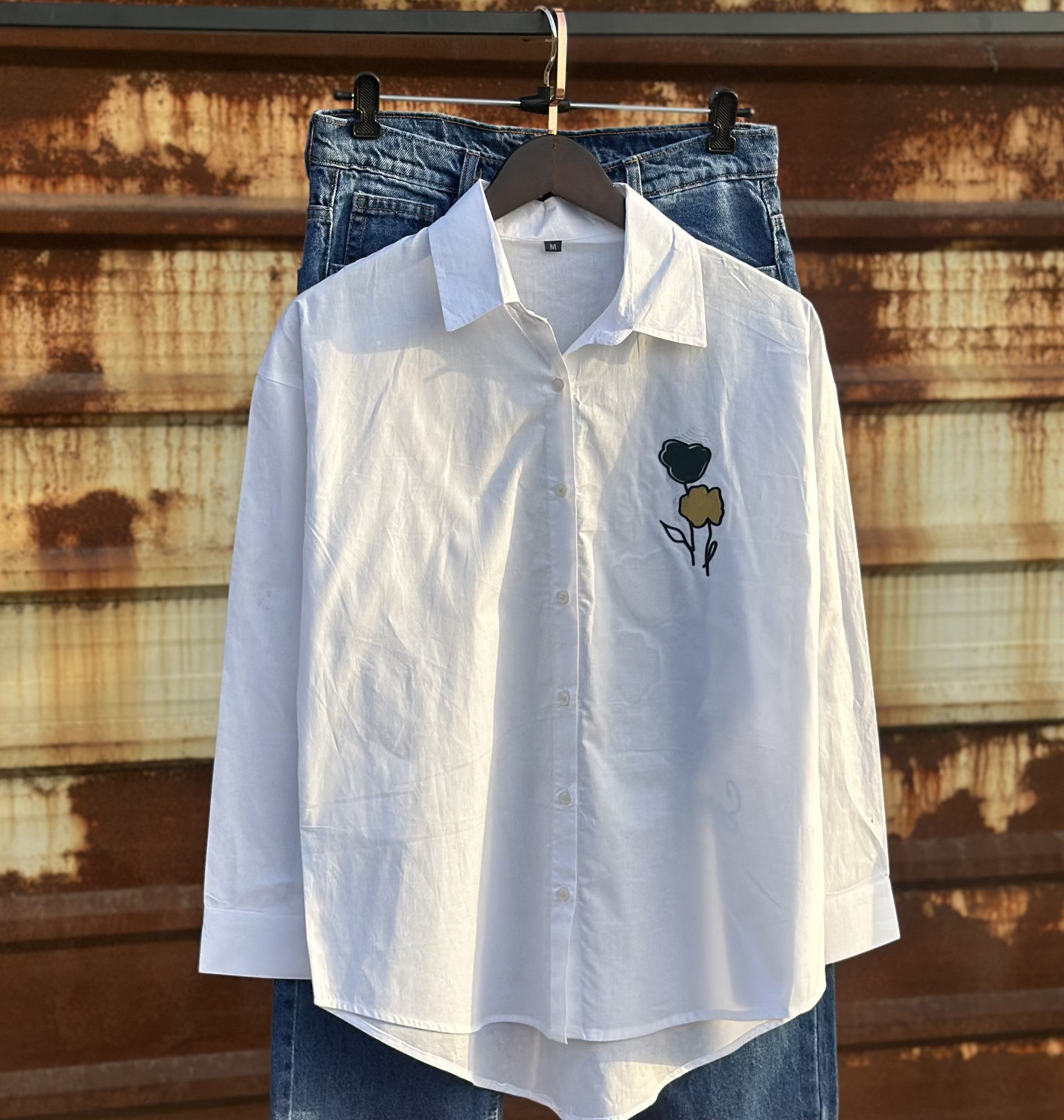 Vegles-Signature Floral Sketch Shirt – White Edition