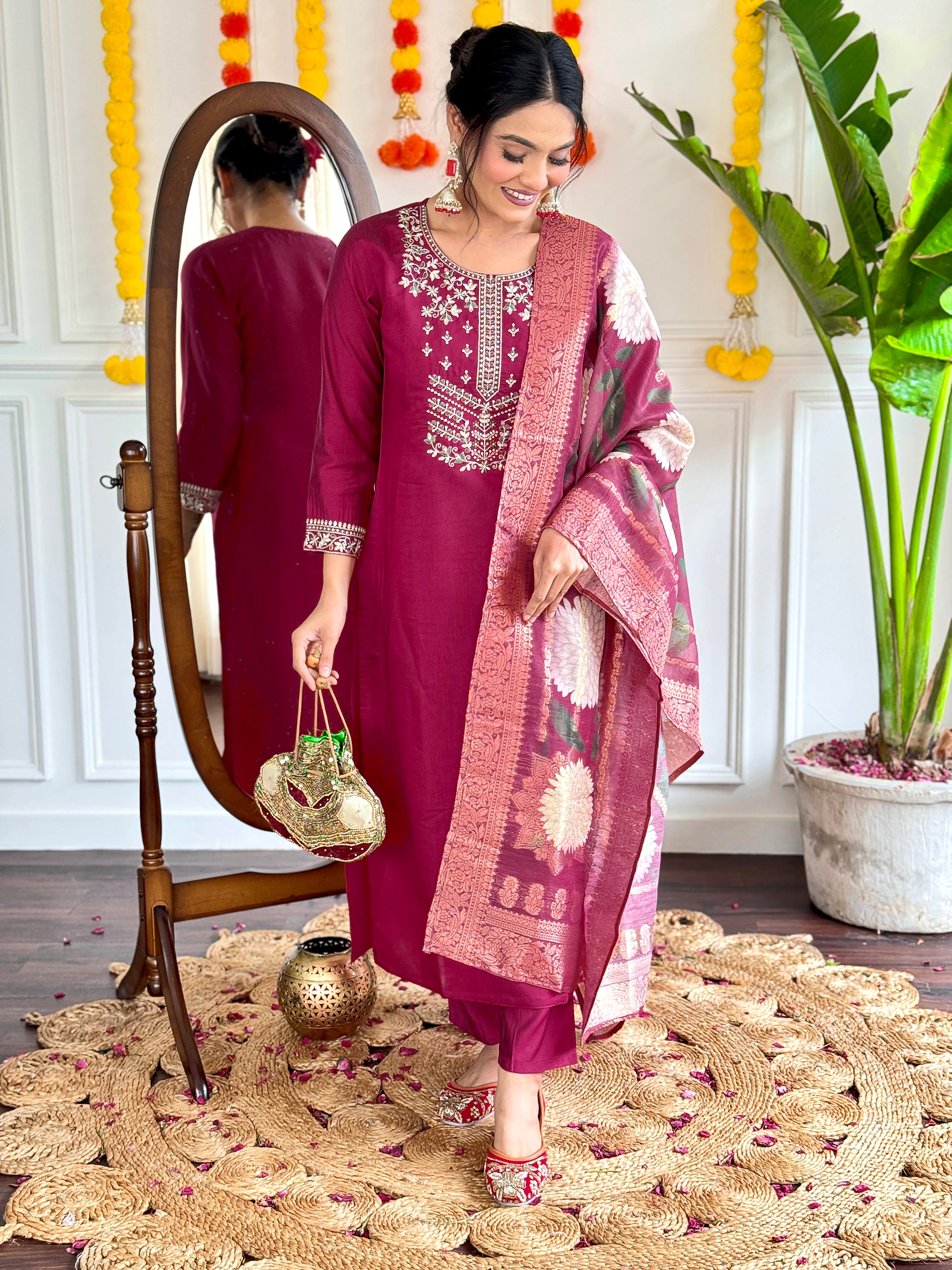Vegles Embroidered Straight Kurti with Pants & Dupatta