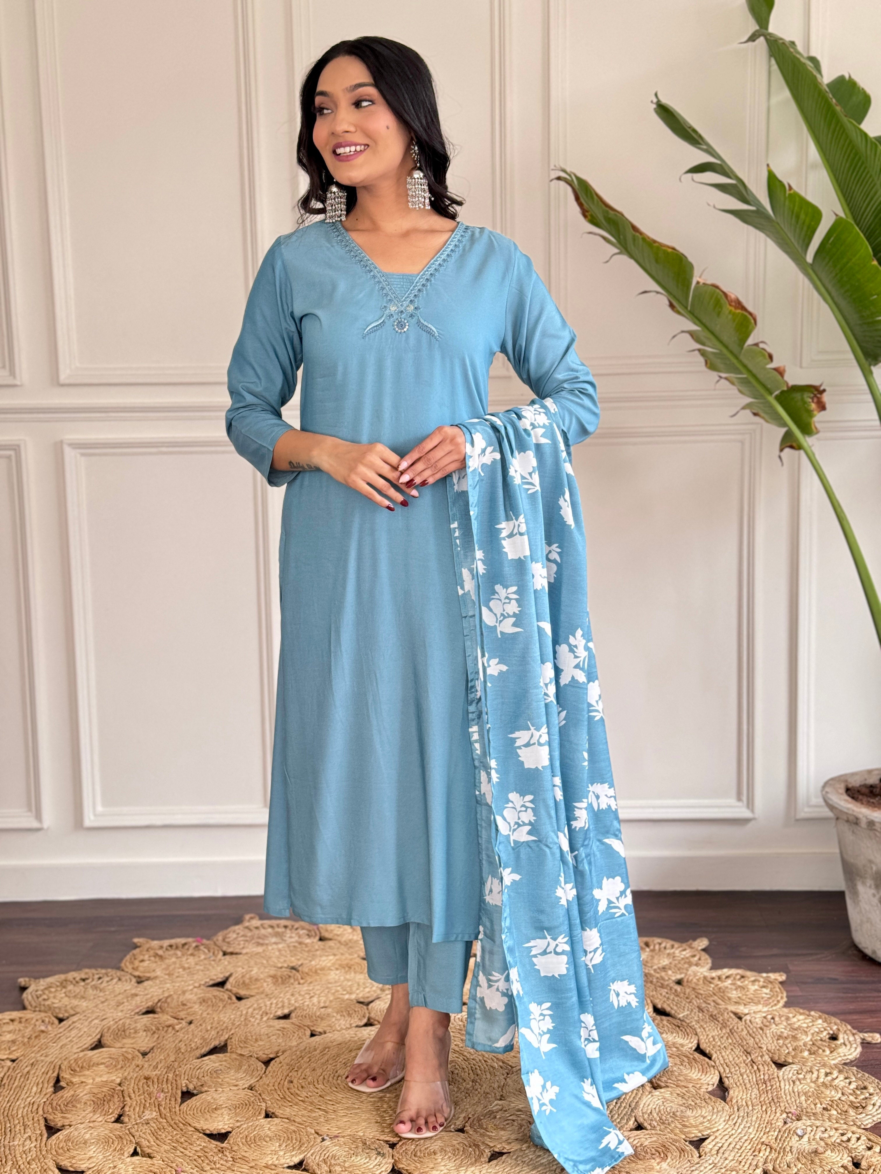 Vegles Embroidered Lightweight Ethnic Wear Kurti set