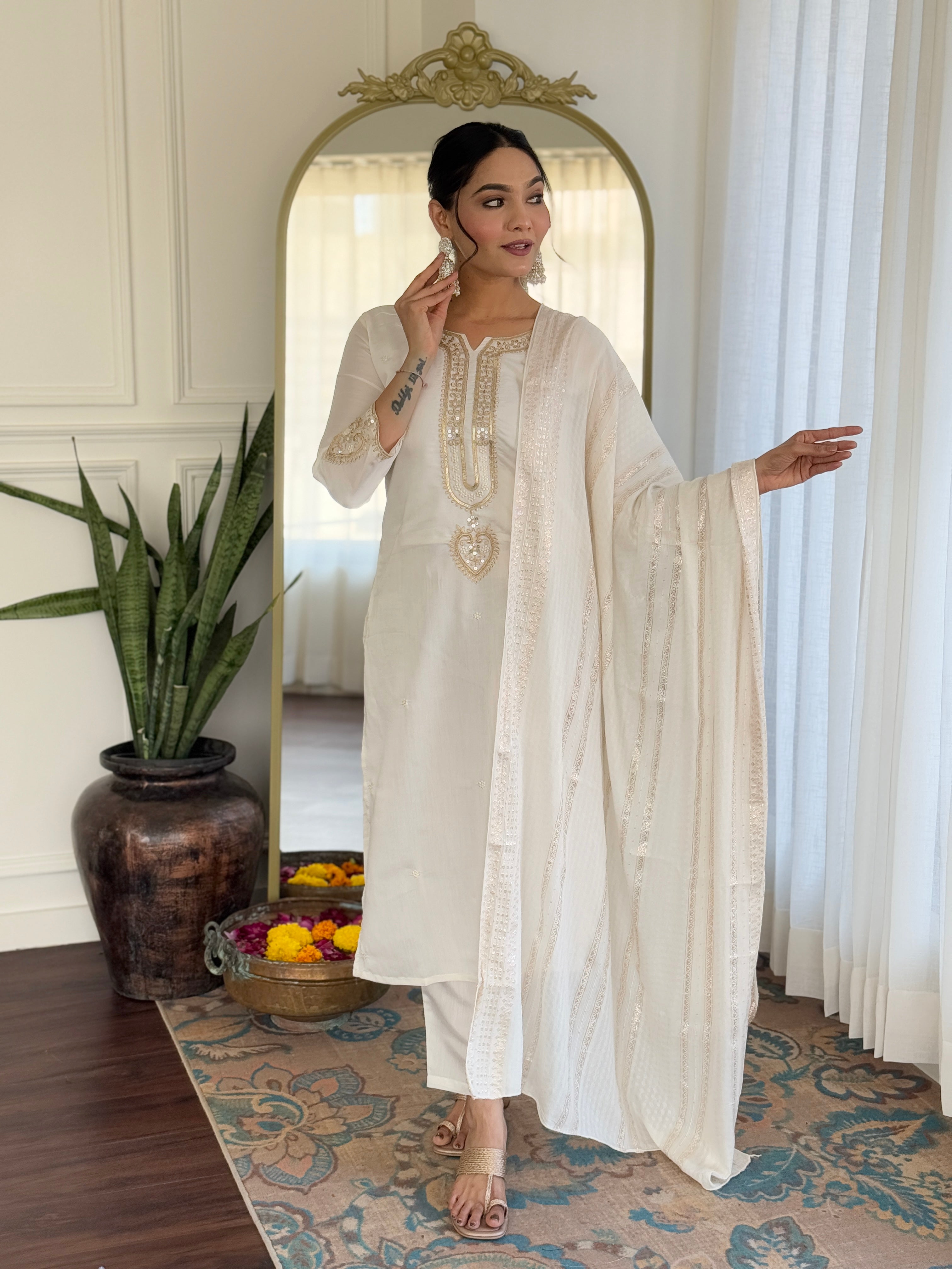 Vegles Embroidered Straight Kurti with Pants & Dupatta