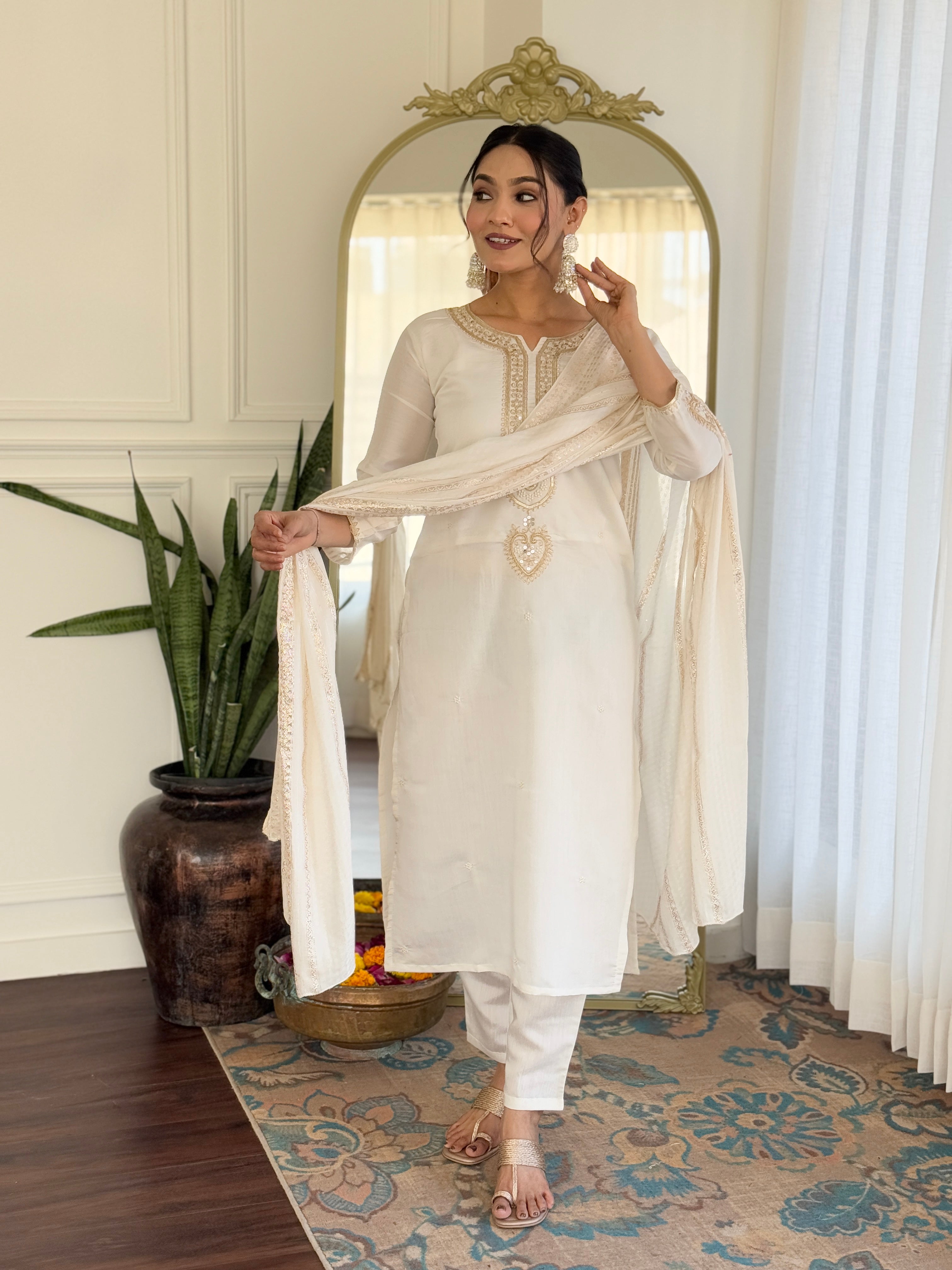 Vegles Embroidered Straight Kurti with Pants & Dupatta