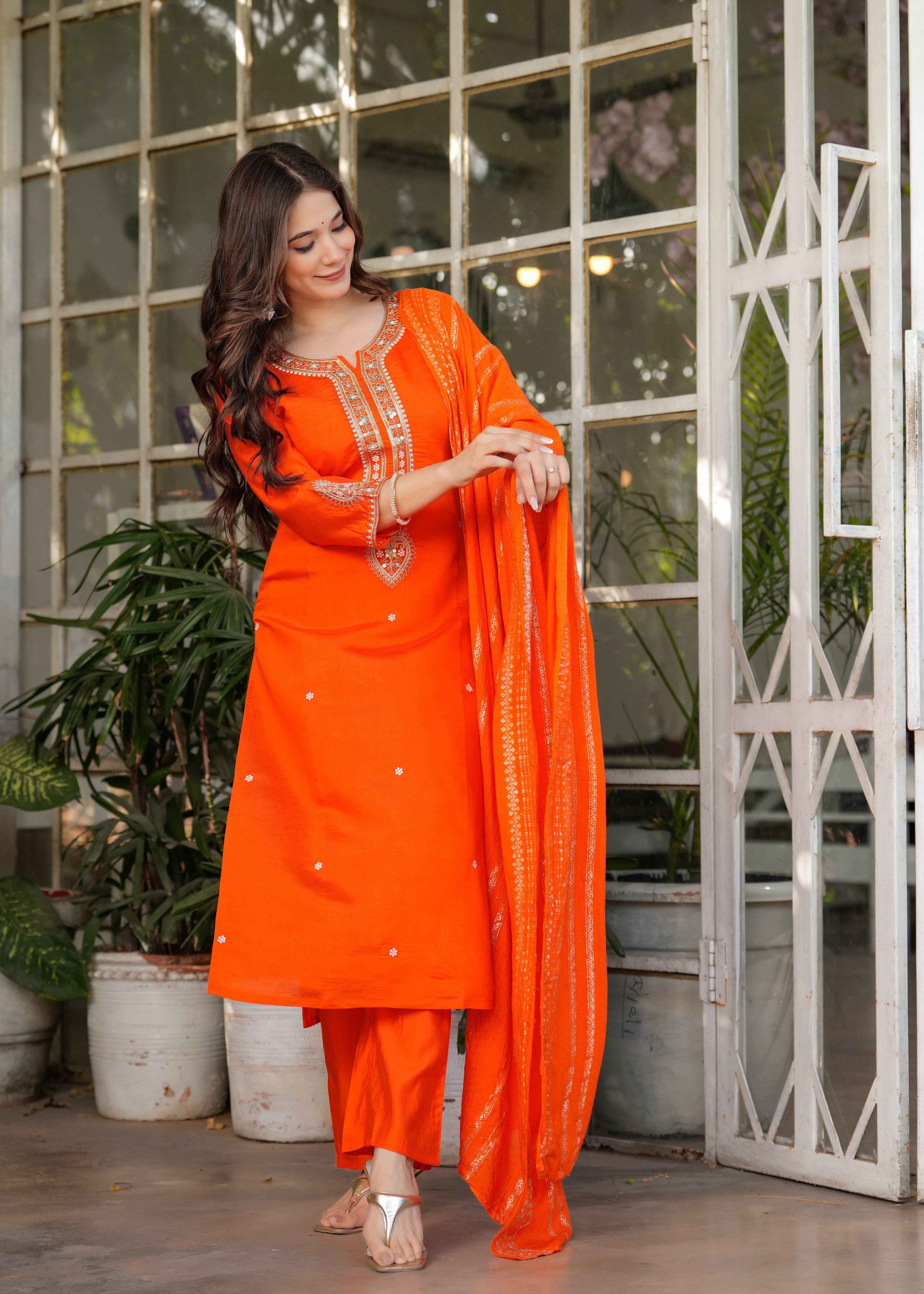 Vegles Embroidered Straight Kurti with Pants & Dupatta
