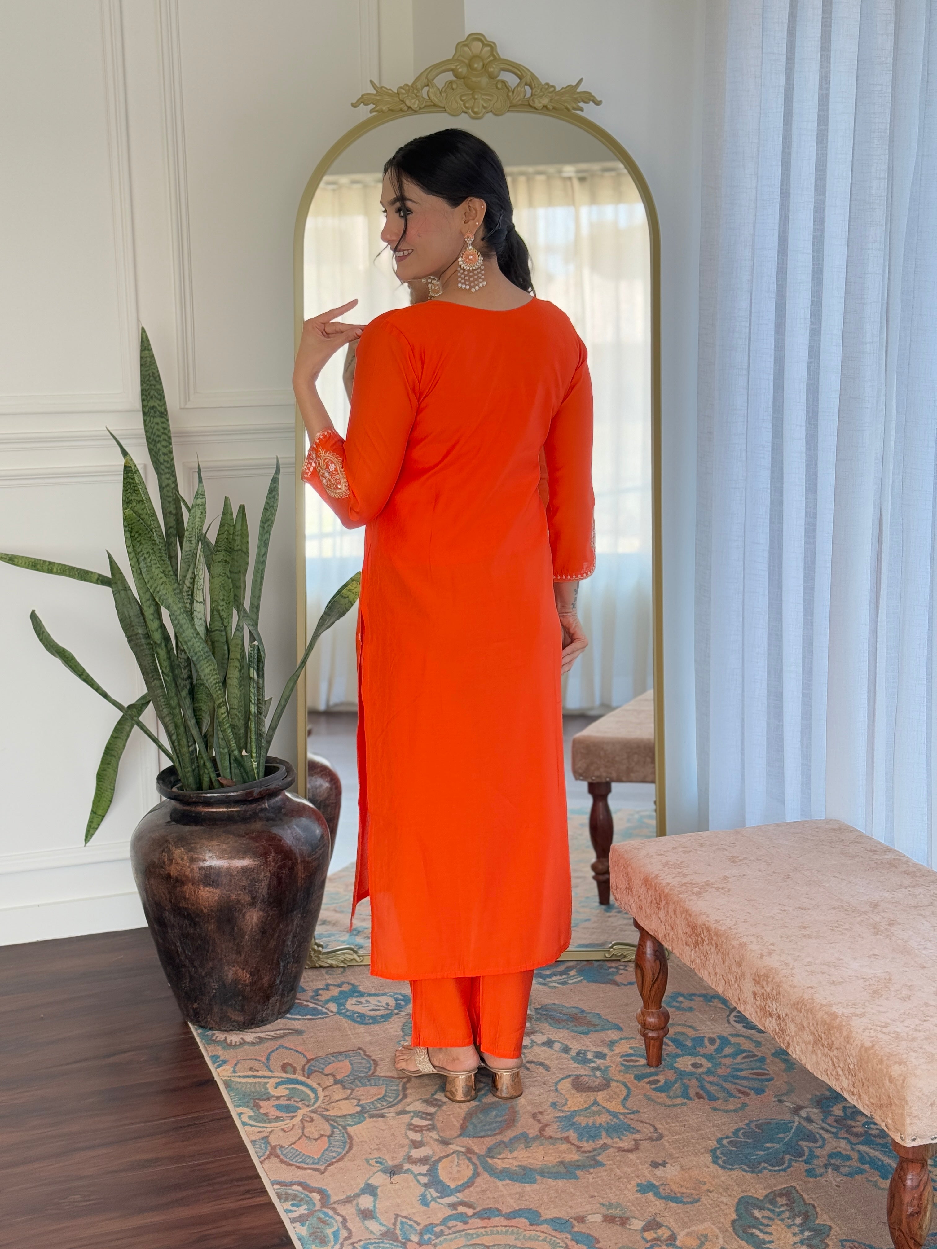 Vegles Embroidered Straight Kurti with Pants & Dupatta