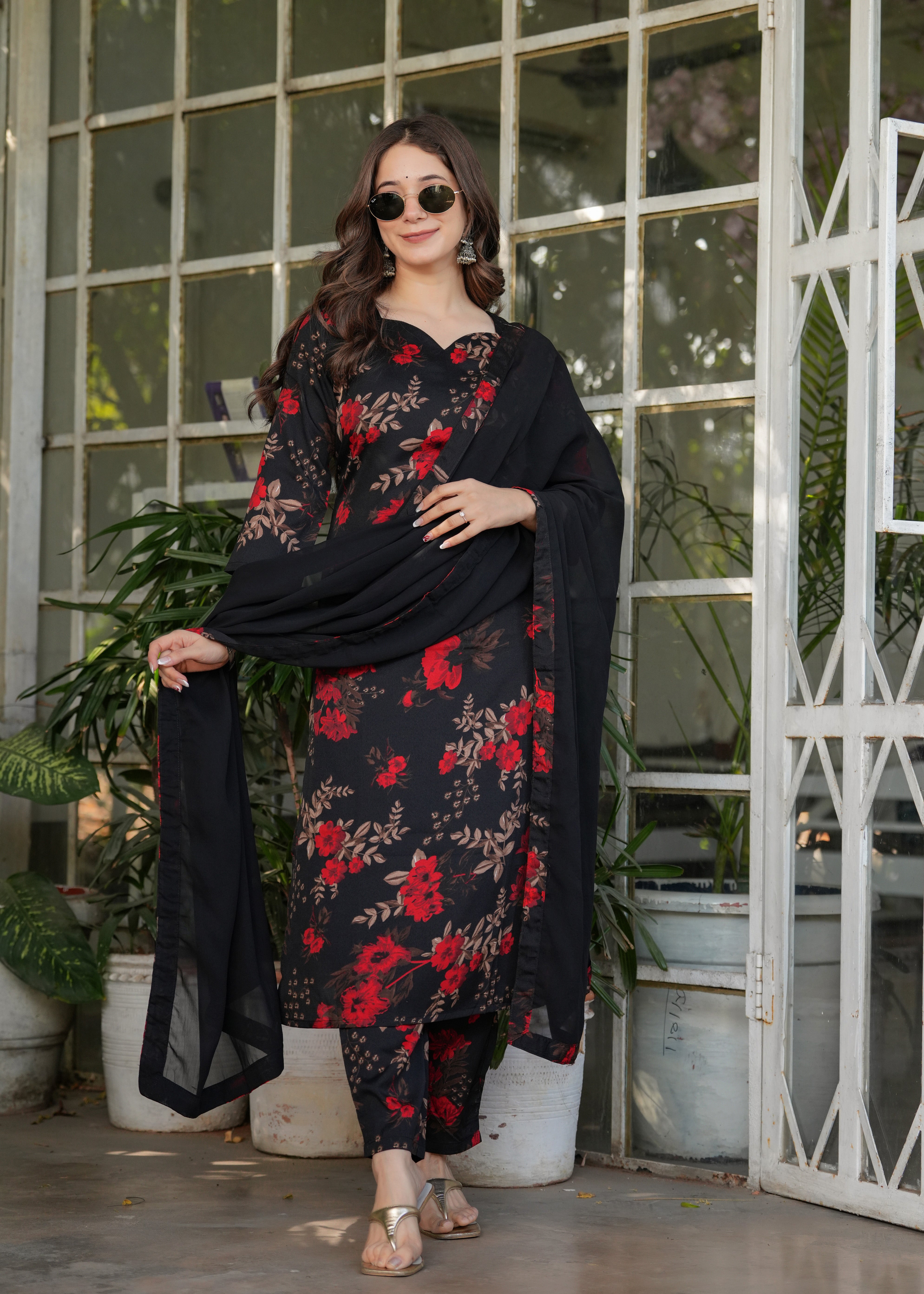 Vegles Embroidered Straight Kurti Set