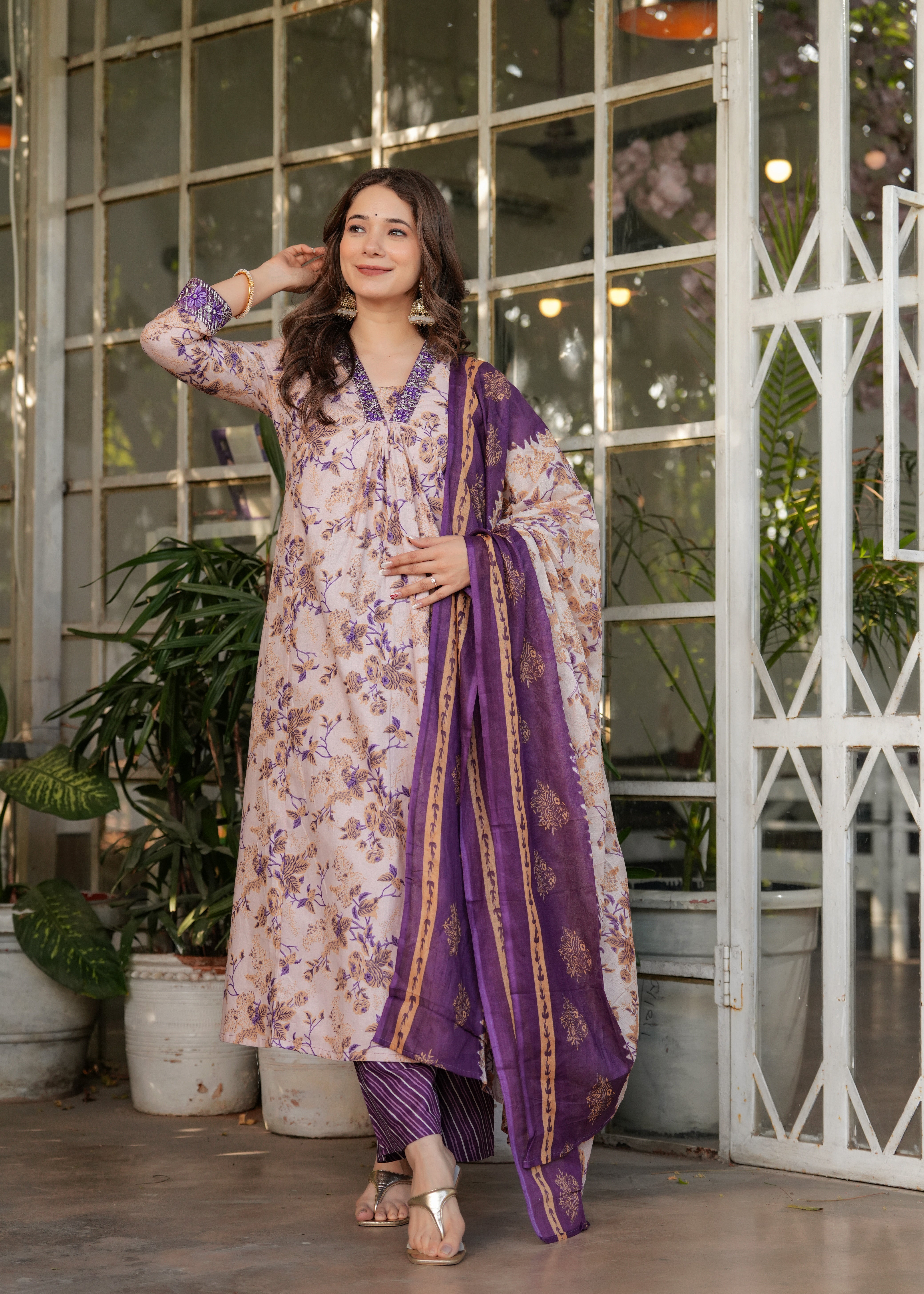 Vegles Embroidered Straight Kurti Set
