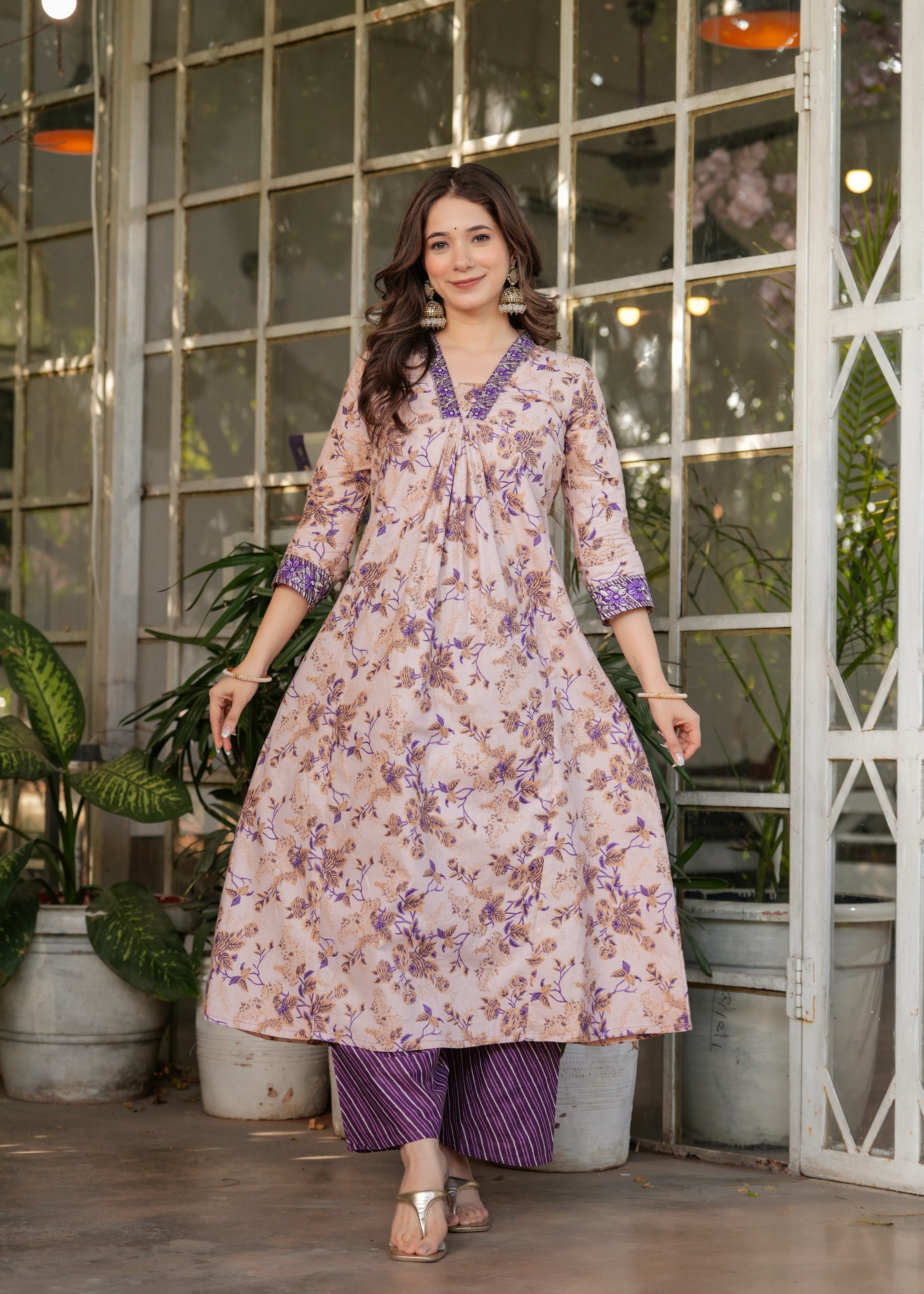 Vegles Embroidered Straight Kurti Set