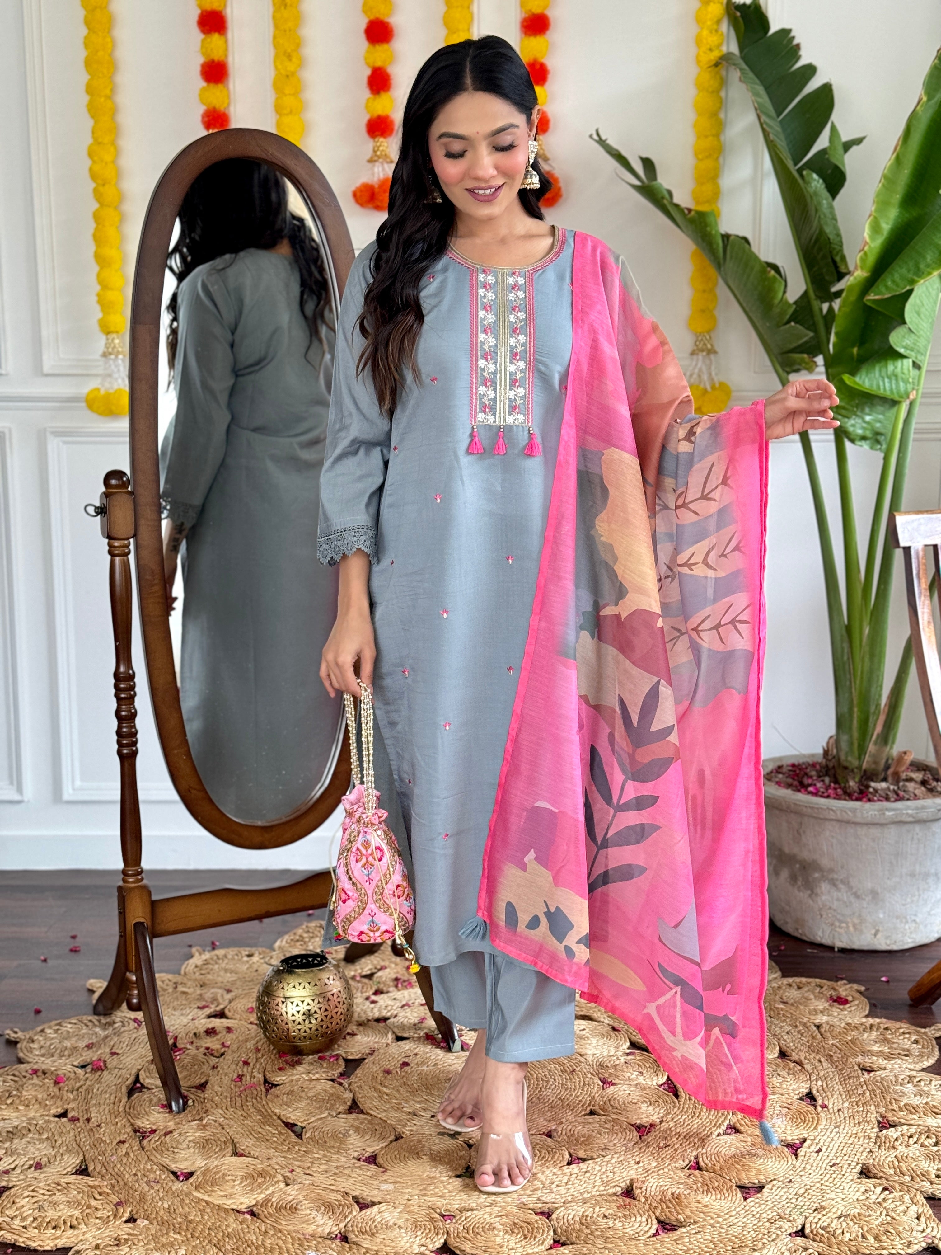 Vegles Embroidered Straight Kurti with Pants & Dupatta
