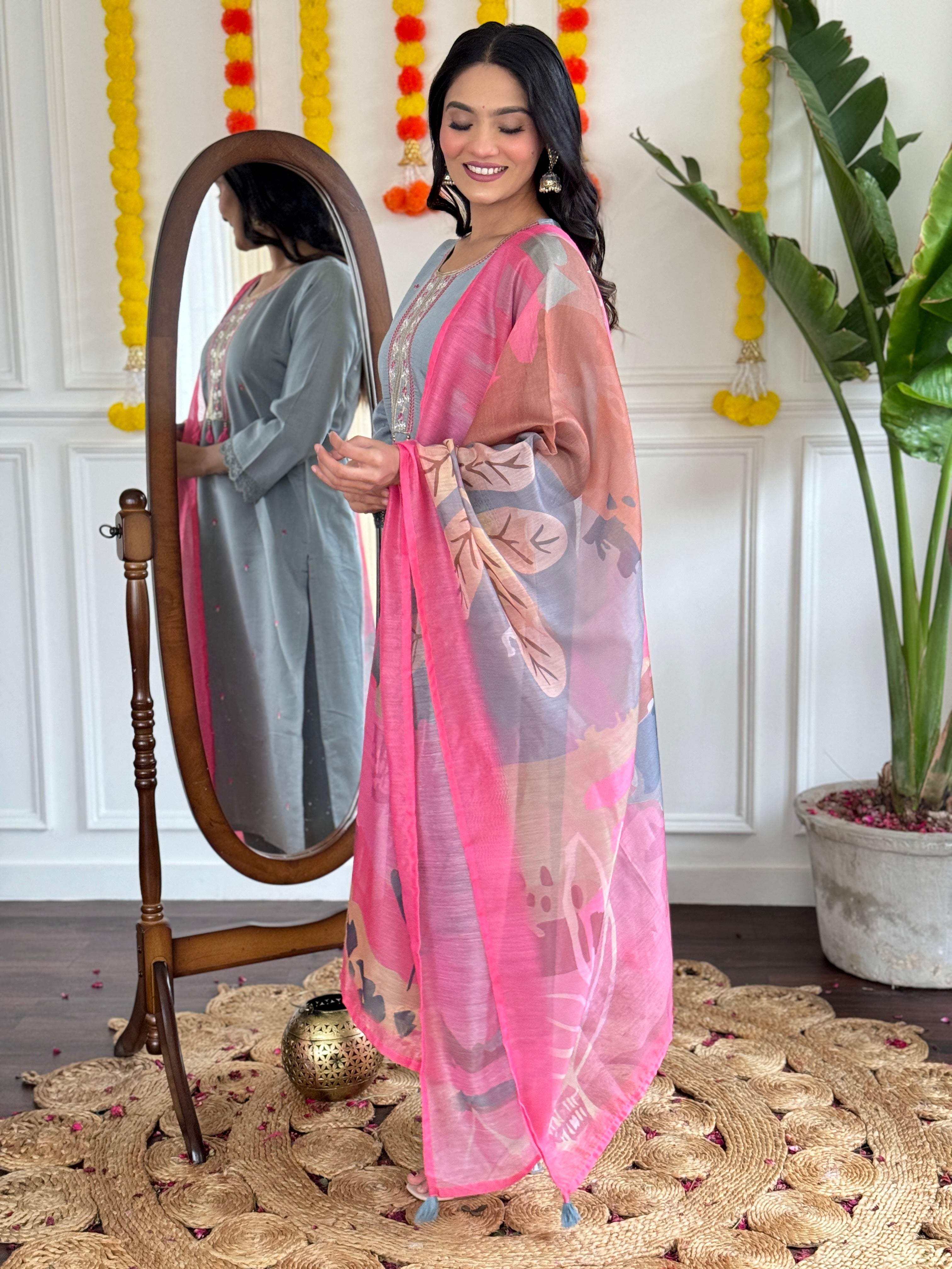 Vegles Embroidered Straight Kurti with Pants & Dupatta