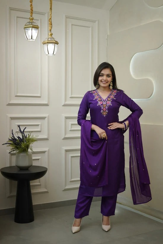 Vegles Embroidered Straight Kurti with Pants & Dupatta