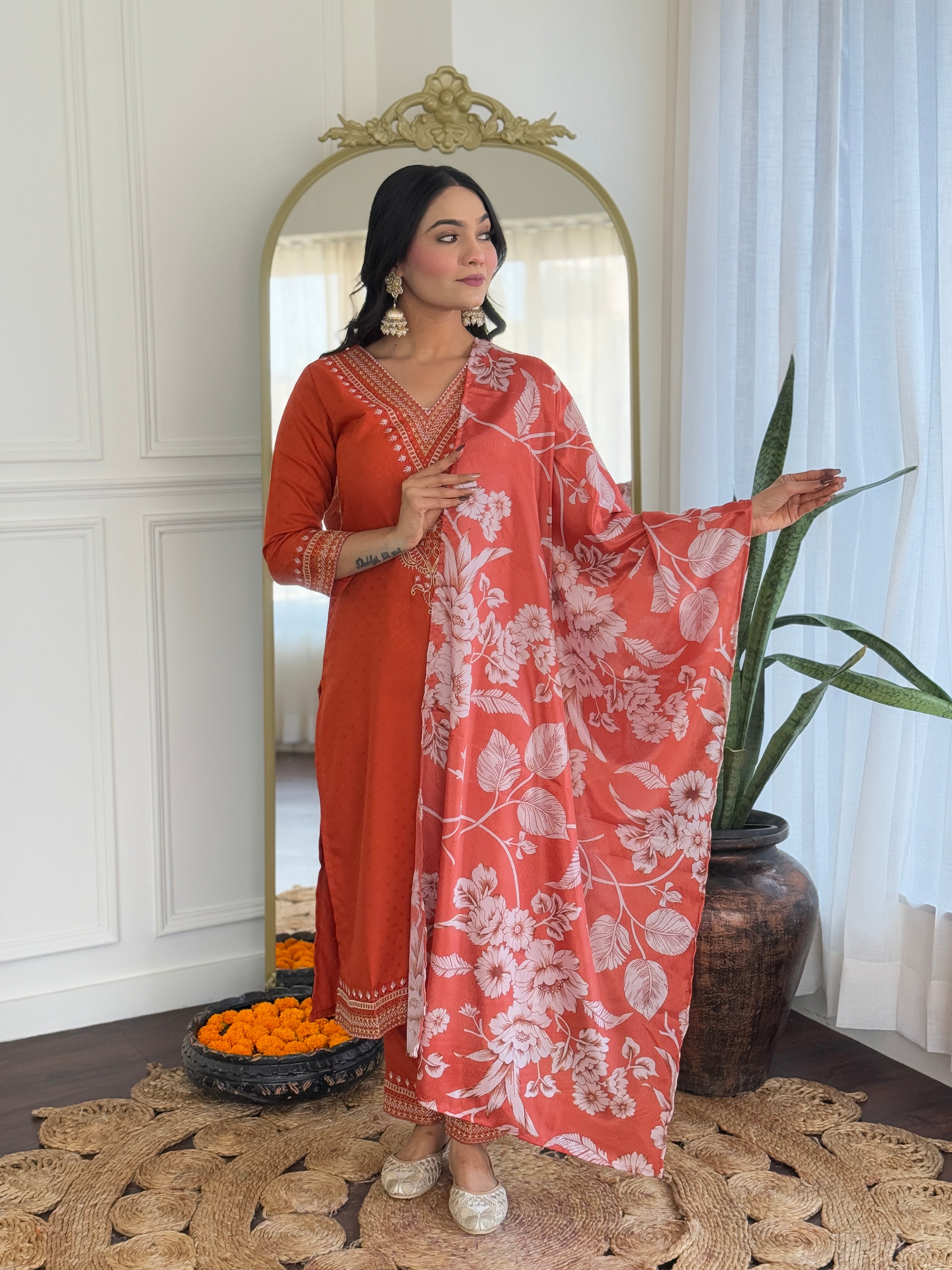 Vegles Embroidered Lightweight Ethnic Wear Kurti set