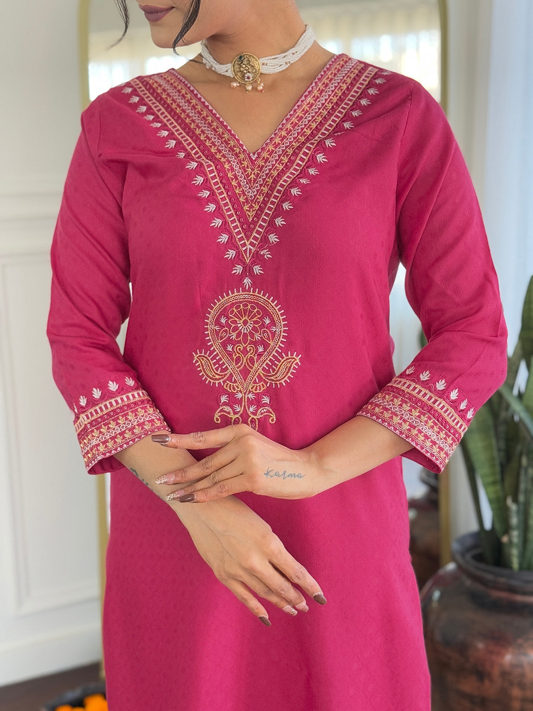 Vegles Embroidered Lightweight Ethnic Wear Kurti set