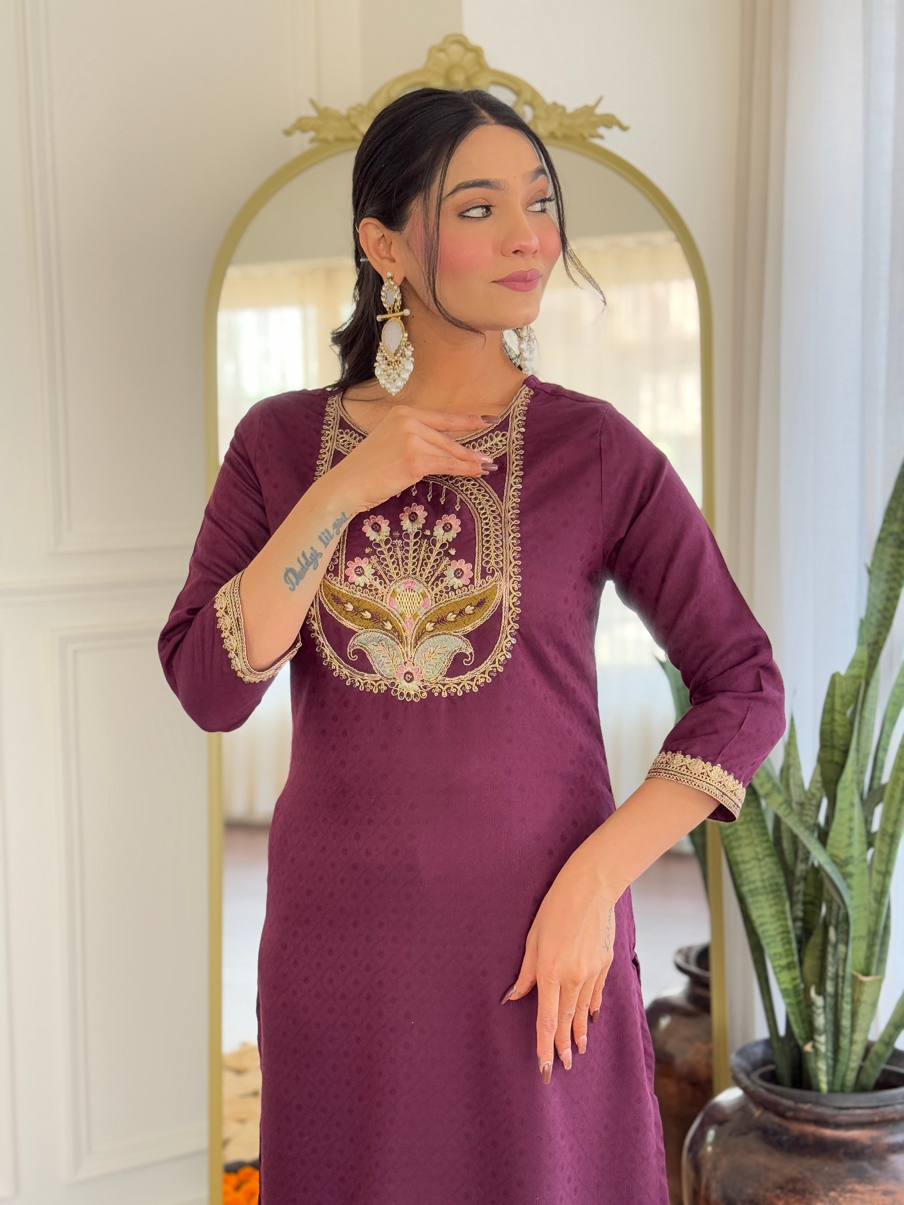 Vegles Embroidered Lightweight Ethnic Wear Kurti set