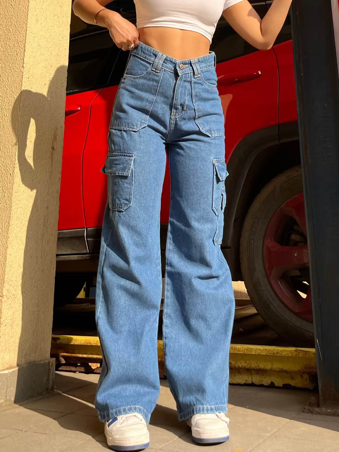 Vegles High-Waisted Cargo Denim Jeans