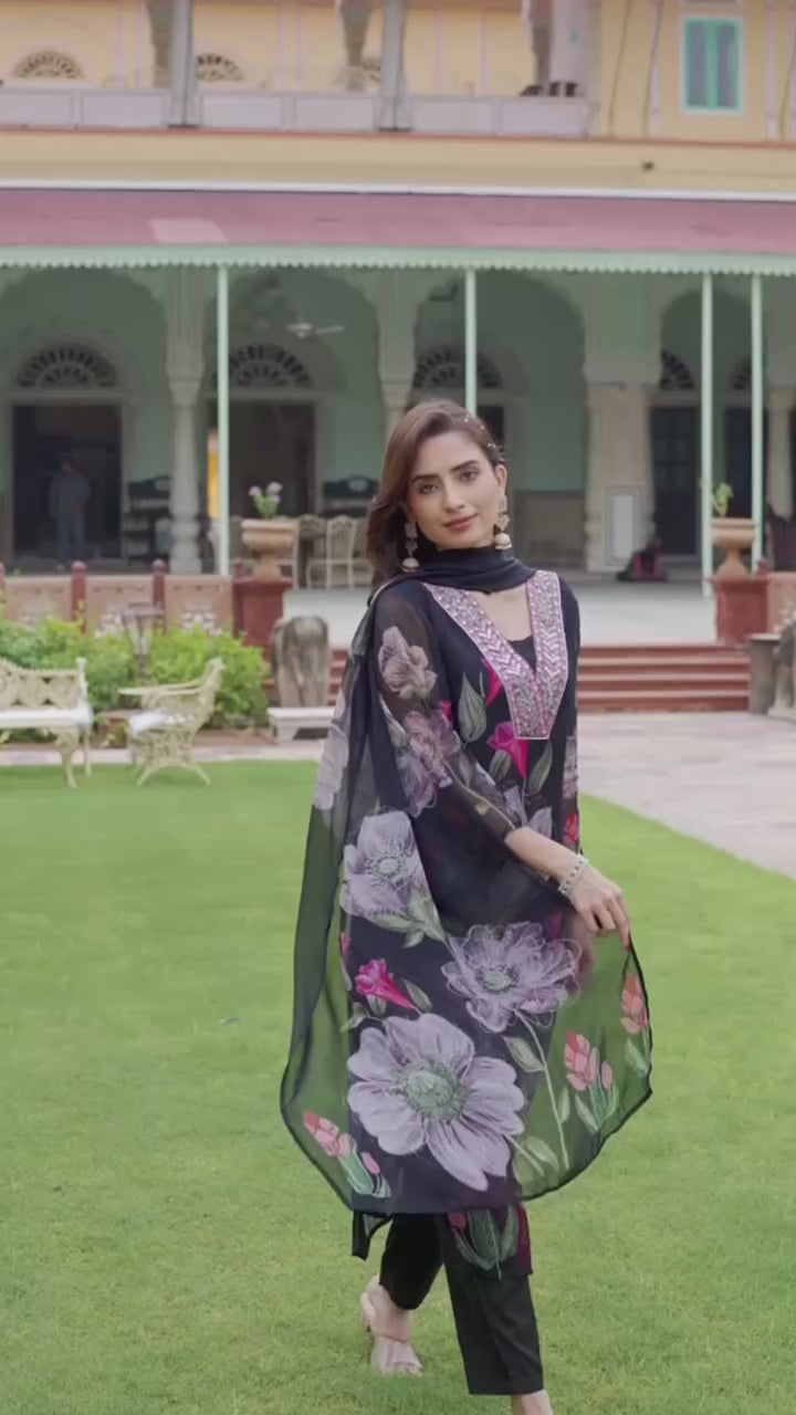 Vegles Printed & Embroidered Lightweight Ethnic Wear Kurti set